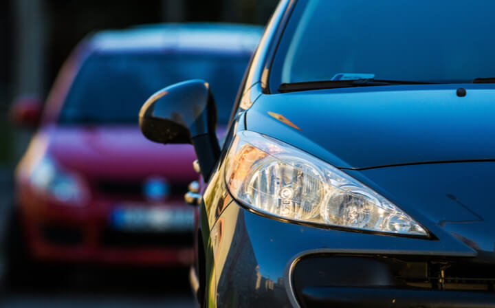 Siden det ikke er mulig å flytte billån til ny bil, kan det være en idé å refinansiere det gamle lånet for å bli kvitt heftelser.